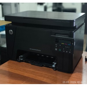 HP LaserJet Pro M176n 